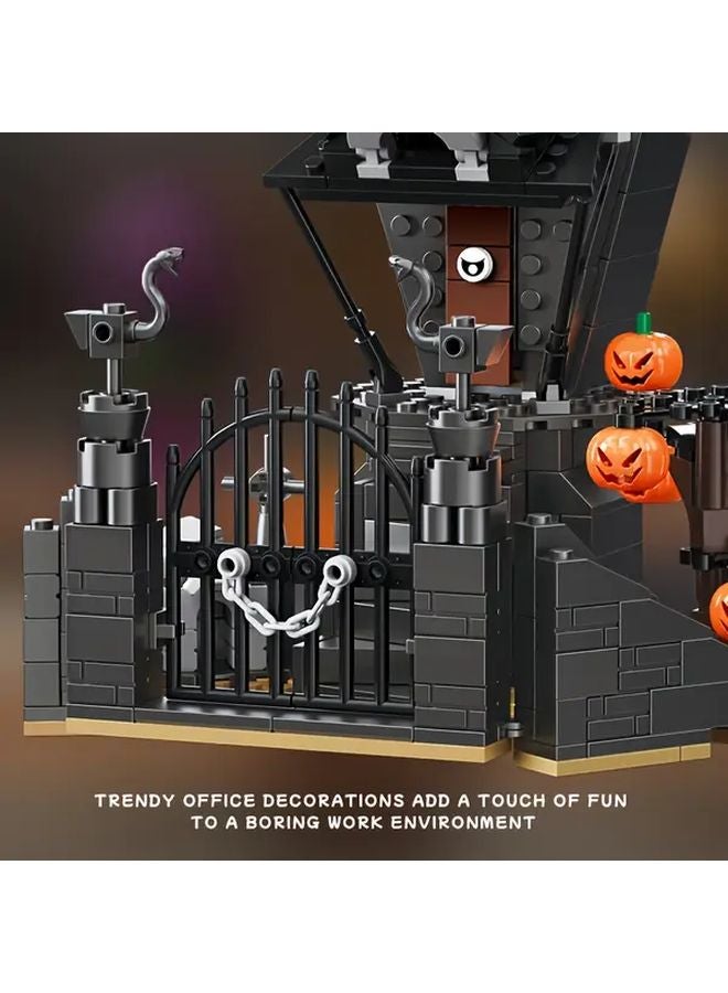 Halloween Castle Building Blocks 564pcs DIY Creative Construction Toy Gift - Image 3